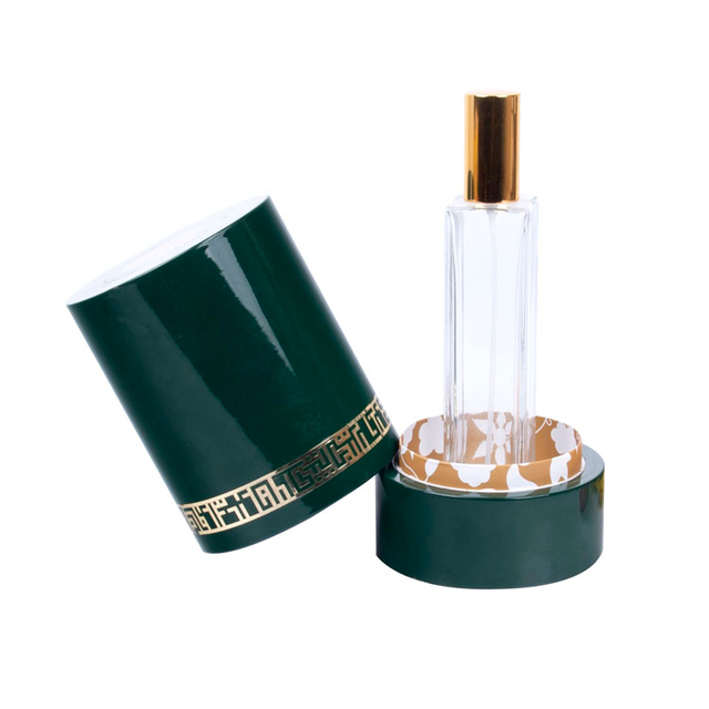 境界とパターンの装飾、緑のピアノペイント、ハイエンドの香水木製の箱を備えた丸い金属ラベル