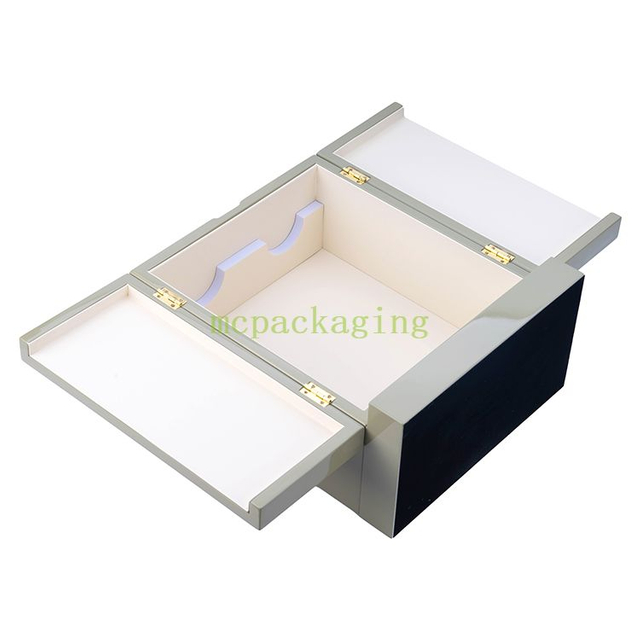 アンティーク調の黒と白の木製ワインホルダーボックス ペンフォールド木製ワインボックス 木製ワインギフトボックス イギリス